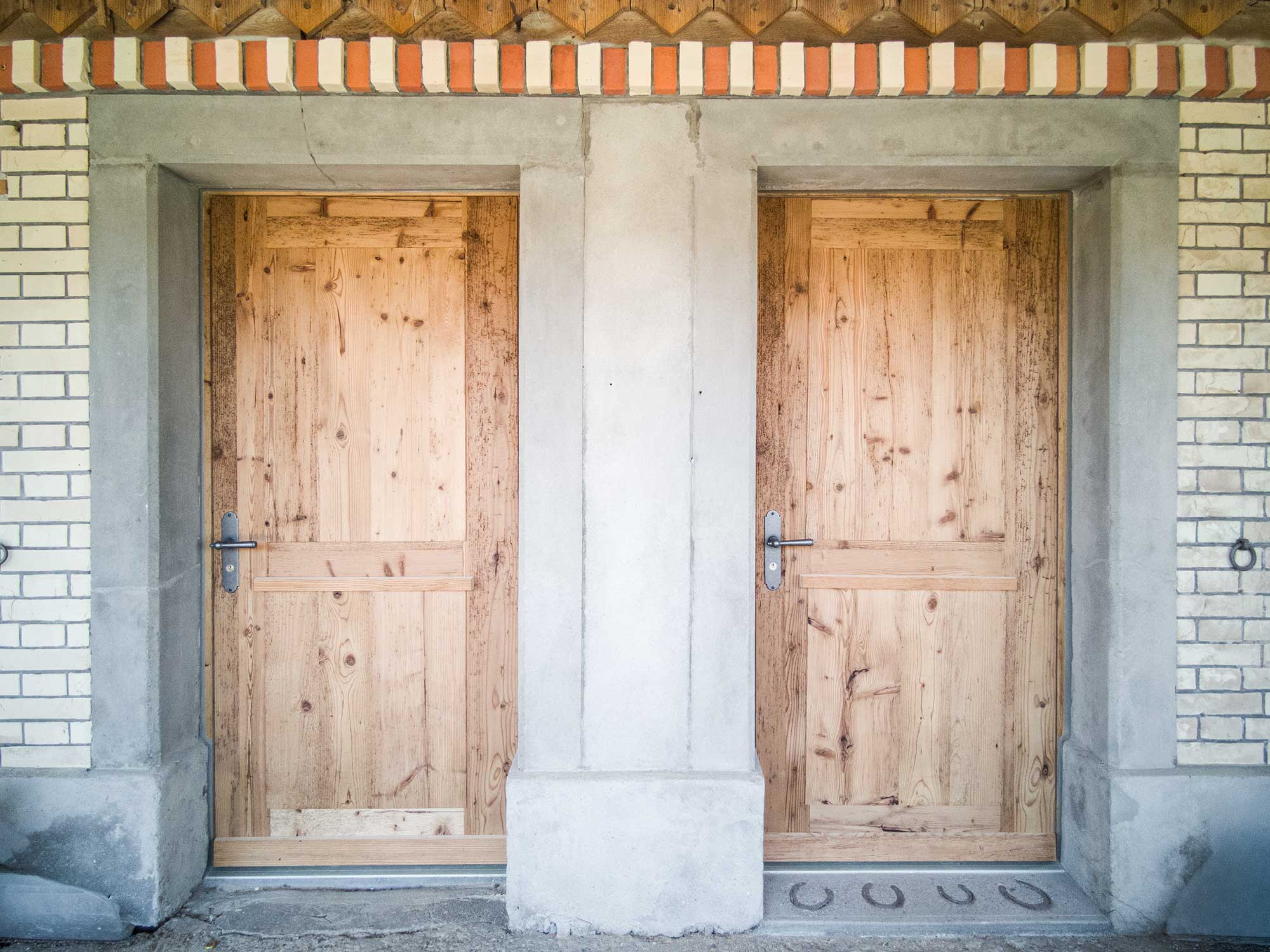 Haustür in Holz